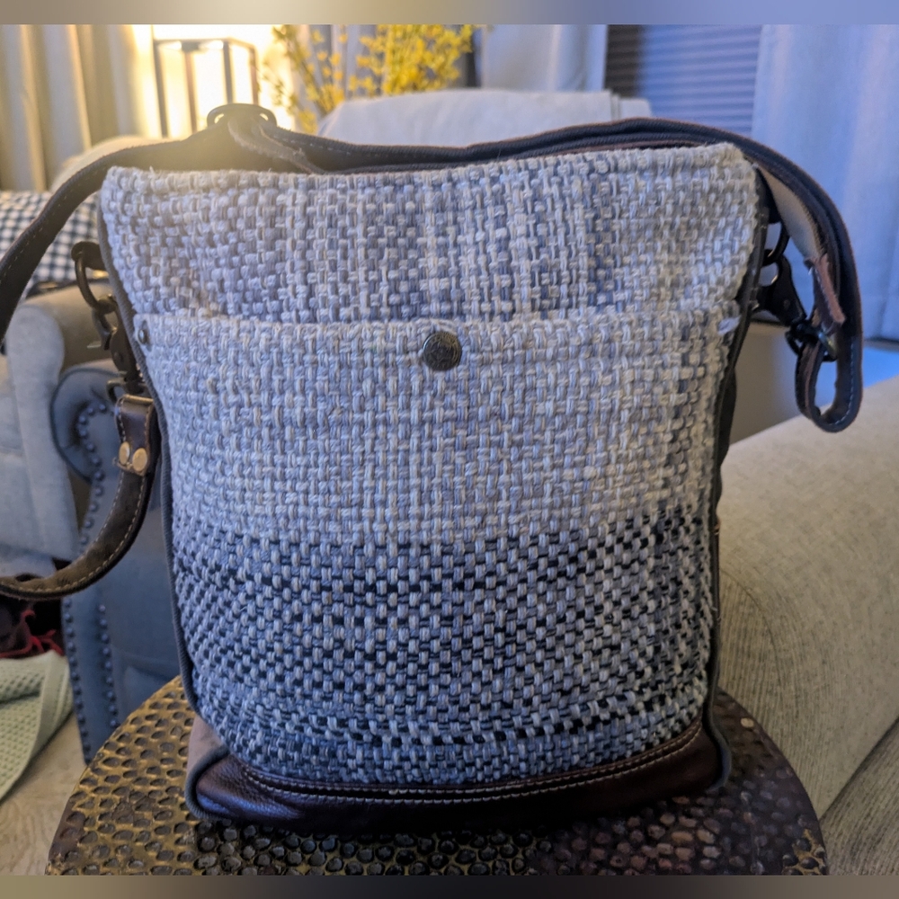 MYRA Black Cream And Brown Shoulder Bag. This Bag Is Really Cute Check It Out